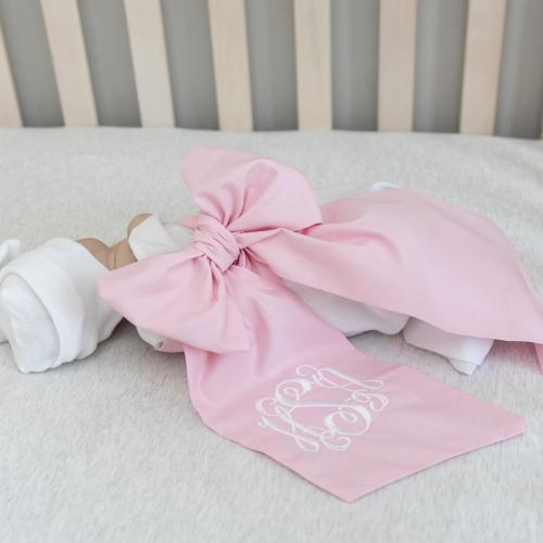 Monogrammed Newborn Infant Baby Seersucker Bow Sash Blanket, Maternity Photography Prop, Monogrammed Newborn Wrap, Baby Photo Prop, Big Bow