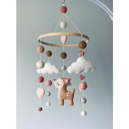 Deer mobile/ Baby girl mobile/ Baby Mobile/ Nursery Mobile/ Woodland mobile/ Baby Felt Toys/ Crib mobile/ Pom Pom mobile/ felt ball mobile