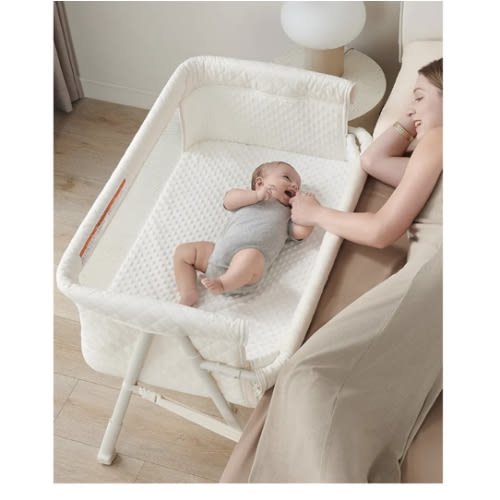 AirClub Bassinet Bedside Sleeper, Baby Crib for Newborn, Baby Bassinets Bedside Sleeper with 4 Auto-Lock & Adjustable Height, Breathable Mesh & Mattress, Bedside Bassinet