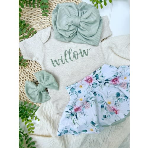 Personalized Floral Newborn Baby Girl Outfit,custom name girl, coming home outfit for baby girl, baby girl outfit, hospital outfit girl