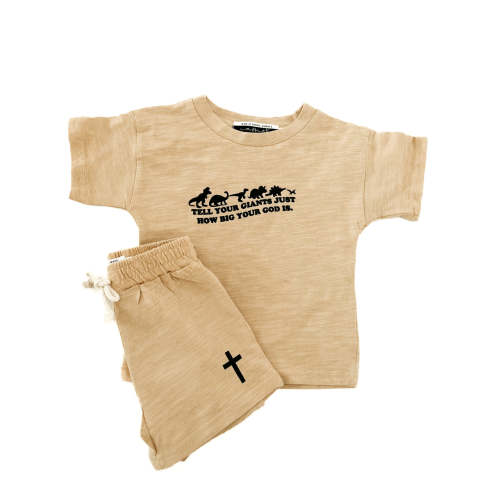 Tell Your Giants Shorts & Tee Set