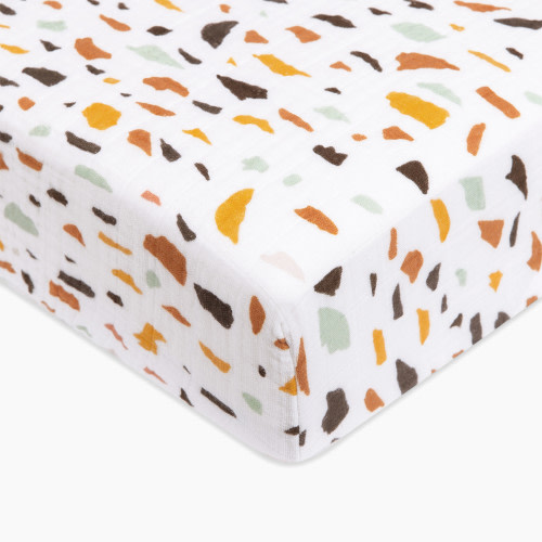 babyletto Crib Sheet in GOTS Certified Organic Muslin Cotton - Terrazzo