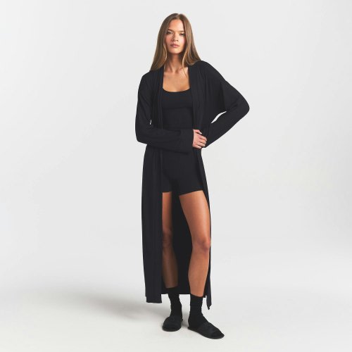 SOFT LOUNGE LONG ROBE | ONYX | SKIMS