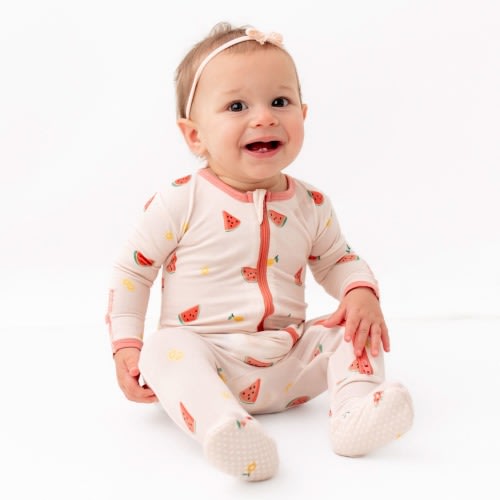 (size 3-6 m) Watermelon Zippered Footie
