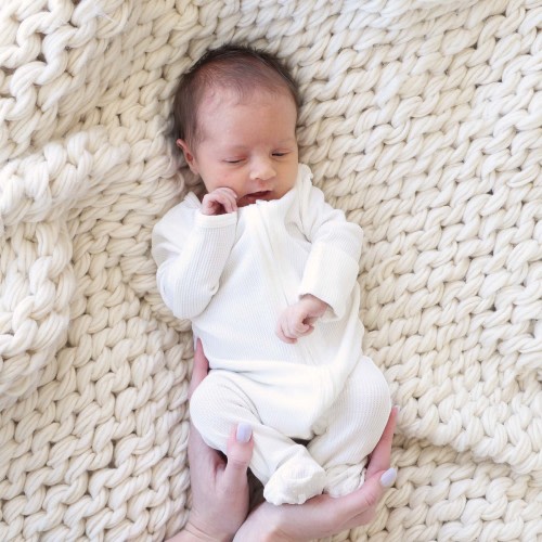 Cloud White Waffle Bamboo Zipper Footie - size newborn