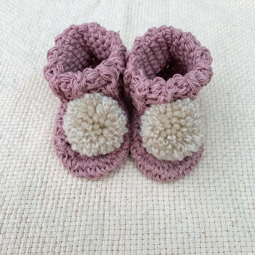Organic cotton pom pom booties – Gooseberry Fool