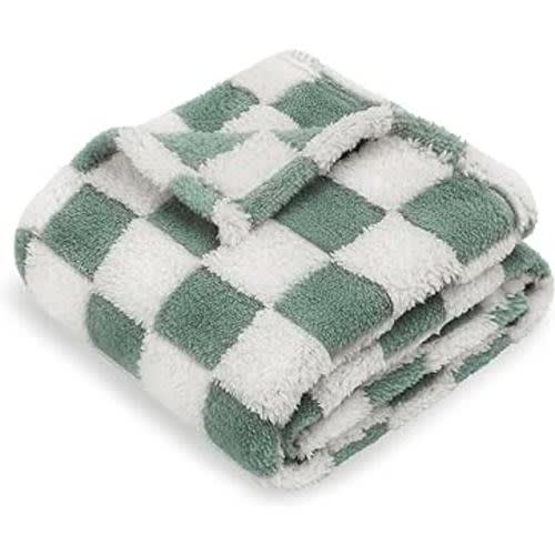 HOMRITAR Checkered Baby Blanket for Boys Sage Green Soft Fluffy Fuzzy Blankets with 3D Chessboard Grid, Warmer Comfort Reversible Lightweight Bed Blanket for Toddlers Infant or Newborn 30 x 40 Inch
