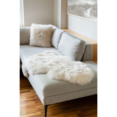 Single-Pelt (2' x 3.5') Australian Sheepskin Rug