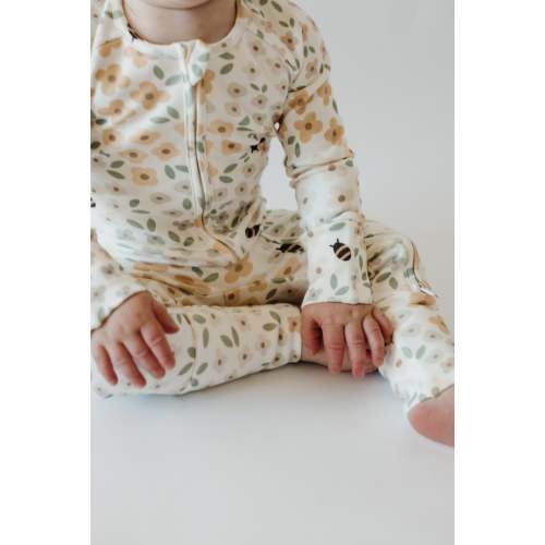 Zipper Sleeper Honey Bees