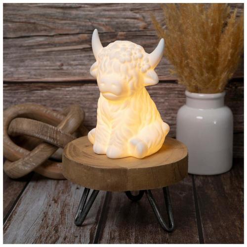 Light Up Highland Cow Decor