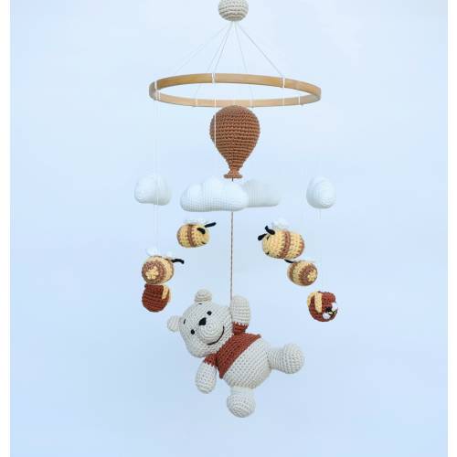 Winnie the Pooh mobile, Pooh bear with bee mobile, Crochet nursery mobile ,Honey bee Flying mobile ,Crib mobile Baby shower gift , balloon