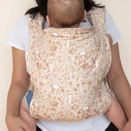 Woodland Lark Baby Carrier | Size-Inclusive & Cozy for Adventures