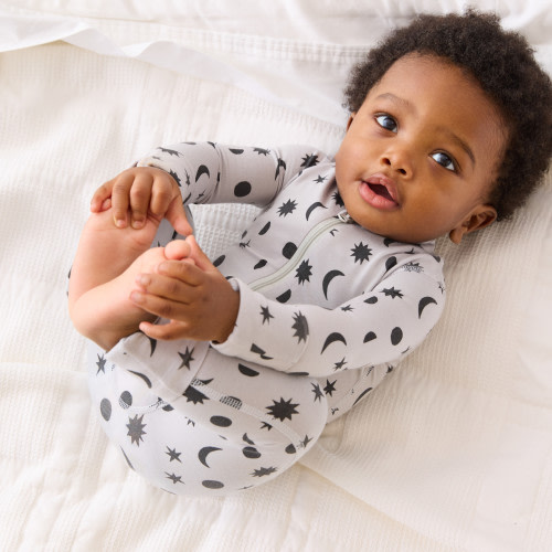 Hanna Andersson Baby Layette Stretch Print Sleeper - Stars And Moon Tonal On Grey, 3-6 M