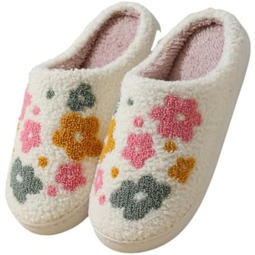 Women Home Slippers Cute Pattern Strawberry Slippers Indoor Outdoor Plaid Shoes Warm Soft Bedroom Shoes Fuzzy Closed Toe Sandals Non Slip House Bedroom Slippers