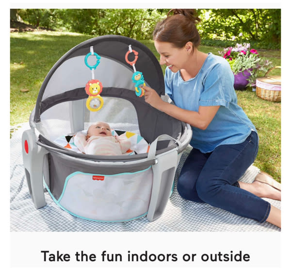 Amazon.com : Fisher-Price Portable Bassinet On-The-Go Baby Dome, Travel Play Space with Developmental Newborn Toys & Canopy, Windmill