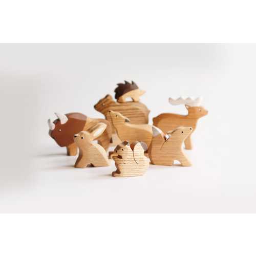 Handmade Wooden Forest Animal Toy Set: Oak Figurines