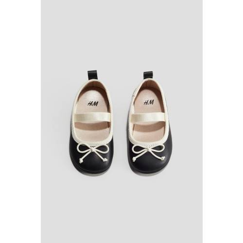 BALLET FLATS
