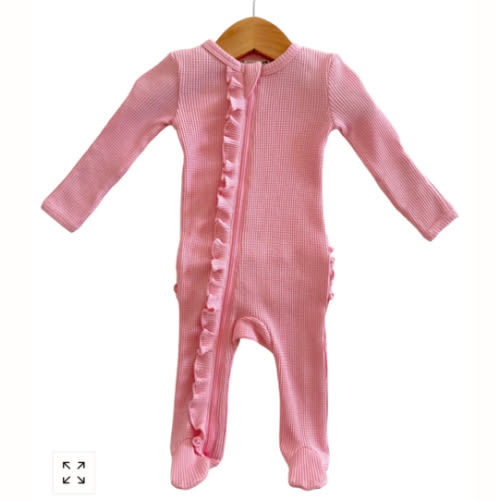 Organic Waffle Ruffle Zip Footie, Pink – SpearmintLOVE