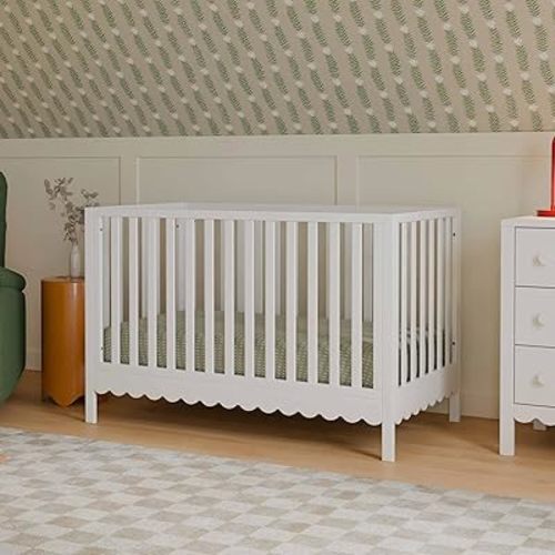 Davinci Sammy Scallop 4-in-1 Convertible Crib in White, GREENGUARD Gold Certified
