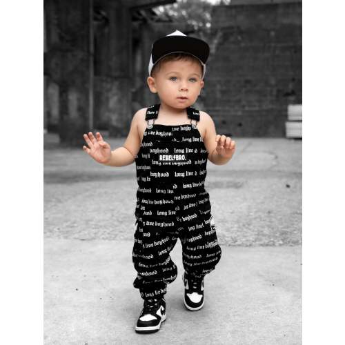 Overalls in Long Live Boyhood