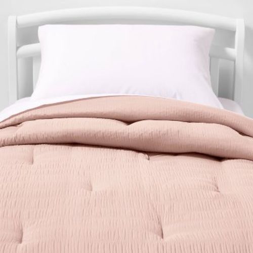 Toddler Seersucker Kids' Comforter - Pillowfort™