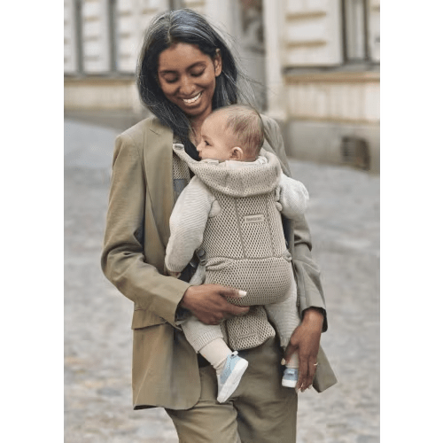 BabyBjörn Baby Carrier Free
