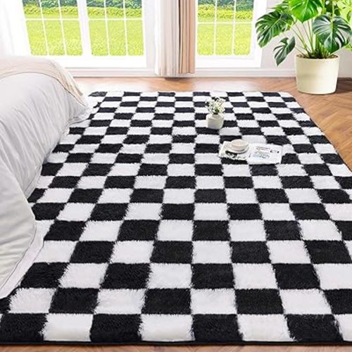 Andency 5x7 Ft Black and White Area Rug for Living Room Classic Checkered Shaggy Rug Non-Slip High Pile Soft Fluffy Rug Fuzzy Carpet Bedroom Kids Toddler Room Nursery Playroom, Cute Dorm Home Decor