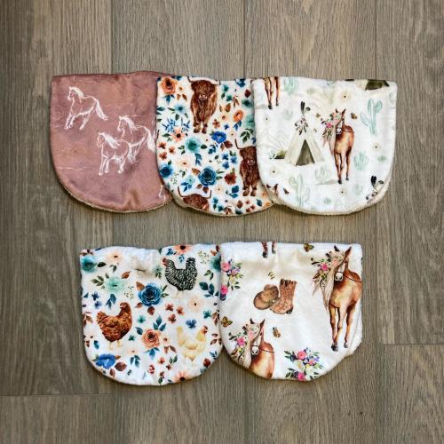 WESTERN Round Baby Bibs / Minky and Terry Cloth Baby Bib / Baby Girl Bib / Newborn Gift / Baby Shower Gift