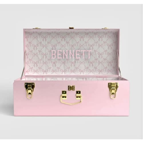 Petite Trunk - Pink - Bella’s Bows / Embroidery