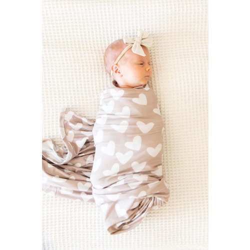 TAN HEARTS | SWADDLE