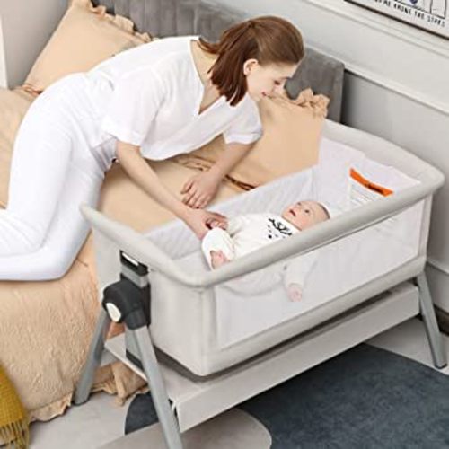 INFANS Baby Bassinet Bedside Crib, Newborn Sleeper w/Large Storage Basket, Adjustable Heights & Angle, Detachable &Washable Mattress, Breathable Mesh, Straps, Easy Moving Bed Side (Cream)