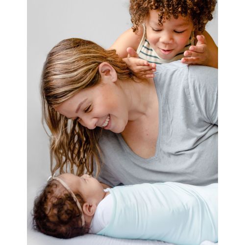 The Ollie World | Baby Swaddle - Safe Sleep - Velcro, One Size, Blue