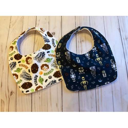 2 Star Wars baby bibs set