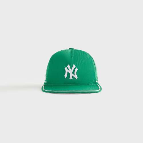 Kith Kids for '47 New York To The World Leon Snapback - Parrot