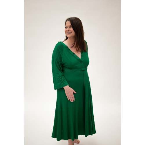 Amelia Labor & Postpartum Gown in Emerald – Lila