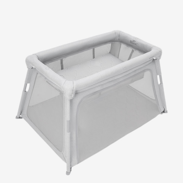 Newton Deluxe Travel Crib & Play Yard with Bassinet attachment