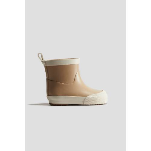 RUBBER BOOTS