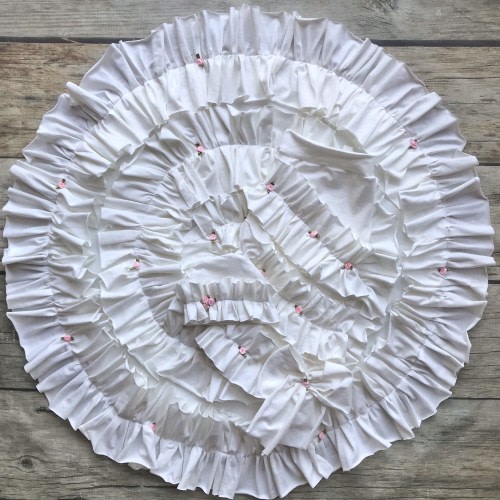 Vintage style baby coccon, ruffled baby cocoon, photo prop, baby shower, hospital set, baby bunting, baby swaddle, ruffled blanket,