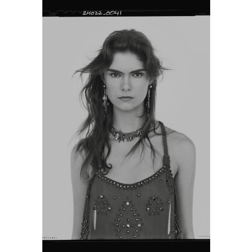 ZARA Official Website