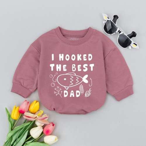 I Hooked The Best Dad Baby Romper, Fishing Newborn Outfit, Baby Shower Gift, Fish Baby Bodysuit, Baby Boy Girl Clothes, Daddy's Duddy Gift