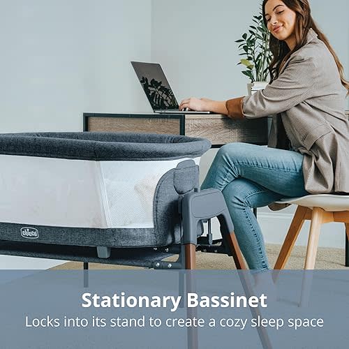 Chicco LullaGlide™ 3-in-1 Stationary Baby Bassinet, Gliding and Portable Bassinet, Waterproof Mattress and Fitted Sheet, Includes Carry Bag | Luna/Grey