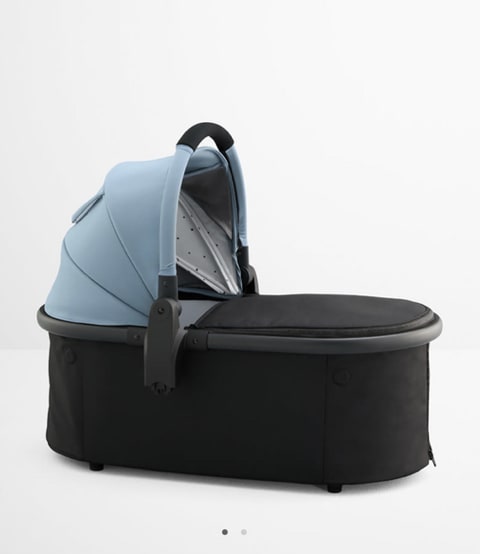 Mockingbird Bassinet in Stone Blue
