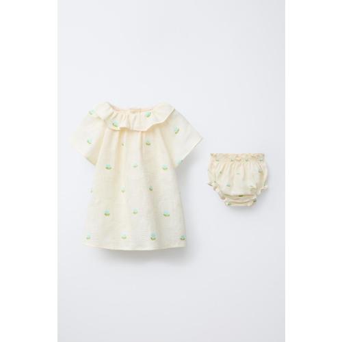 FLORAL TEXTURE BLOUSE AND PANTIES - Ecru / Green | ZARA United States