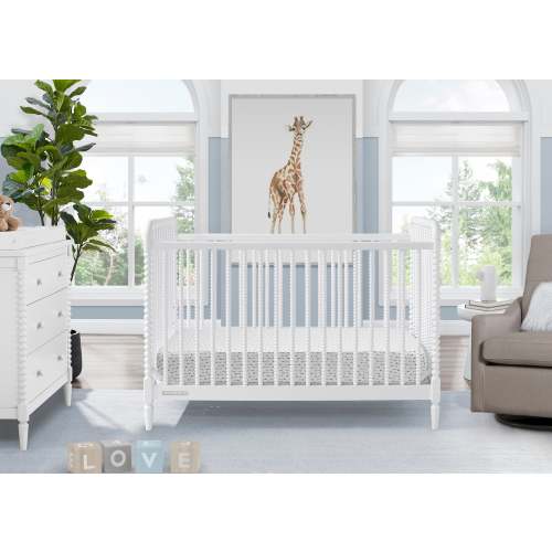 Saint 4-in-1 Convertible Crib