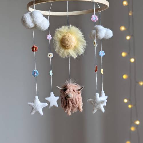 Highland cow mobile, Sun baby mobile, Ranch animals mobile, Baby mobile, Highland cows mobile, Cowboy baby mobile, Neutral baby mobil