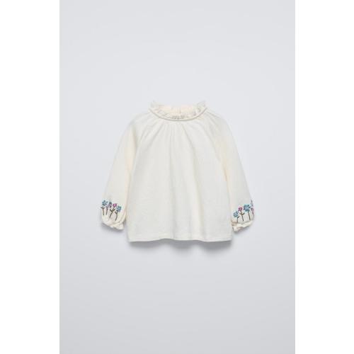 EMBROIDERED FLORAL T-SHIRT - Light beige | ZARA United States