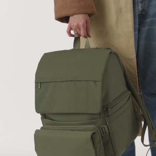 BÉIS 'The Ultimate Diaper Backpack' in Olive - Green Backpack Diaper Bag