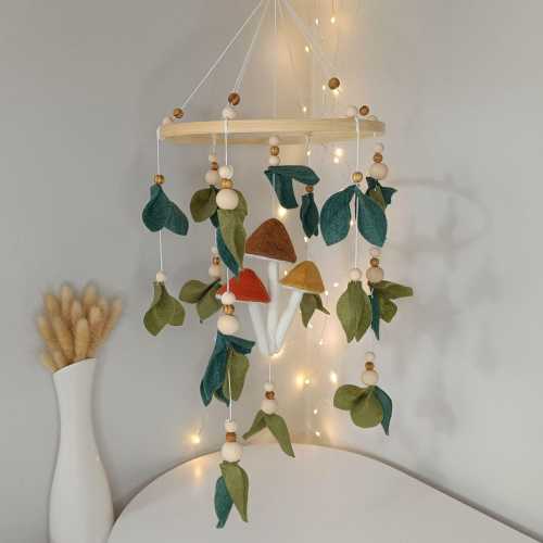 Mushroom baby crib mobile, woodland felt mobile, forest crib nursery decor, gender neutral baby shower gift