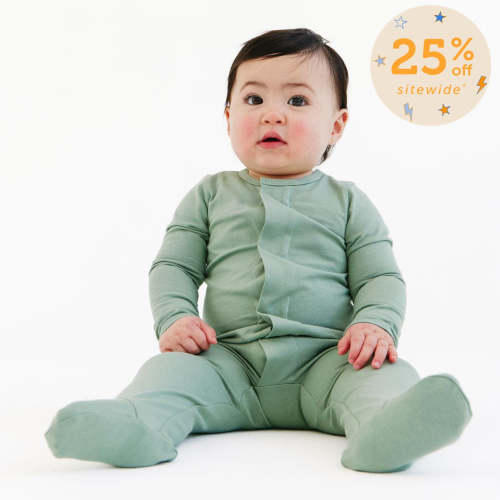 mountain green cloudstretch™ magnetic footie – Magnetic Me