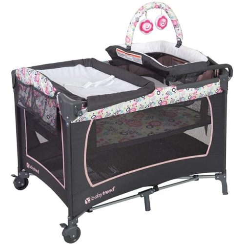 Baby Trend Lil' Snooze Deluxe II Nursery Center, Daisy Dots - Flora